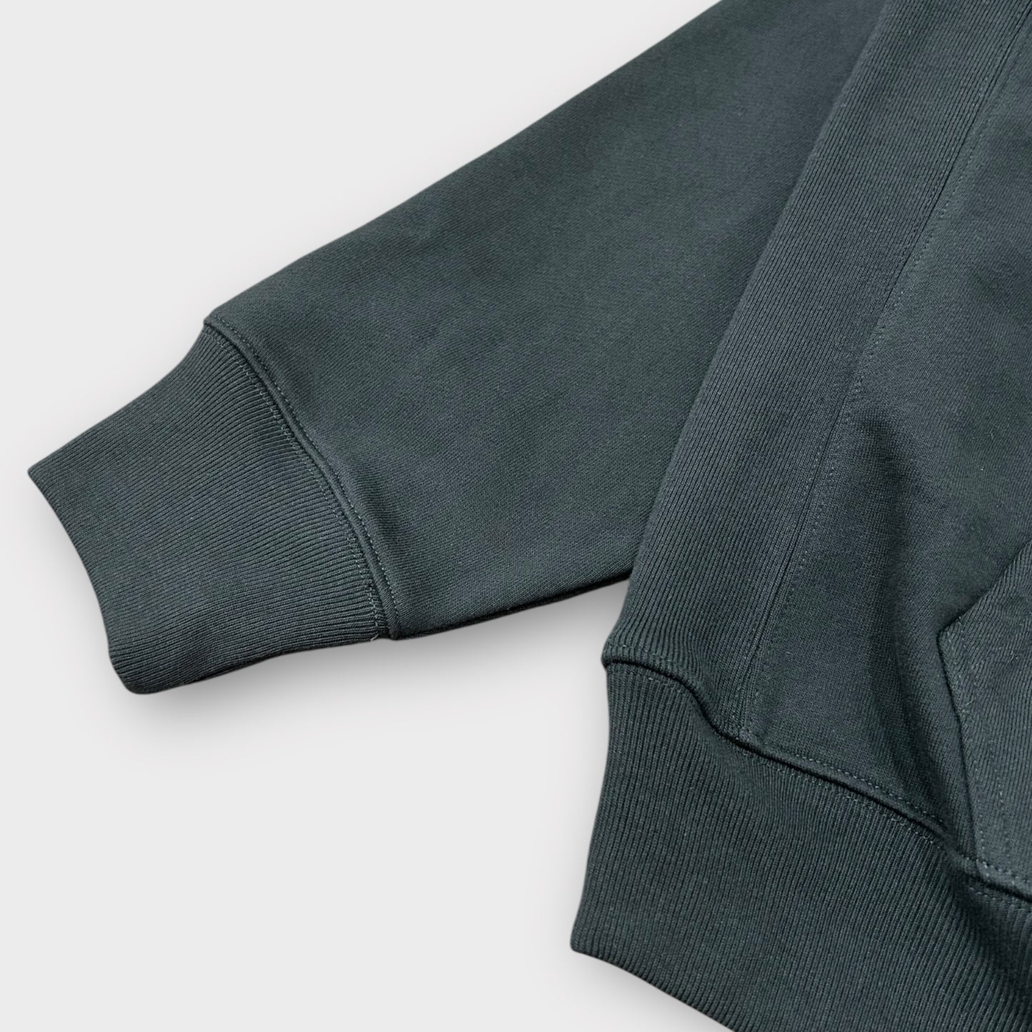 Palace Nations Hood Black