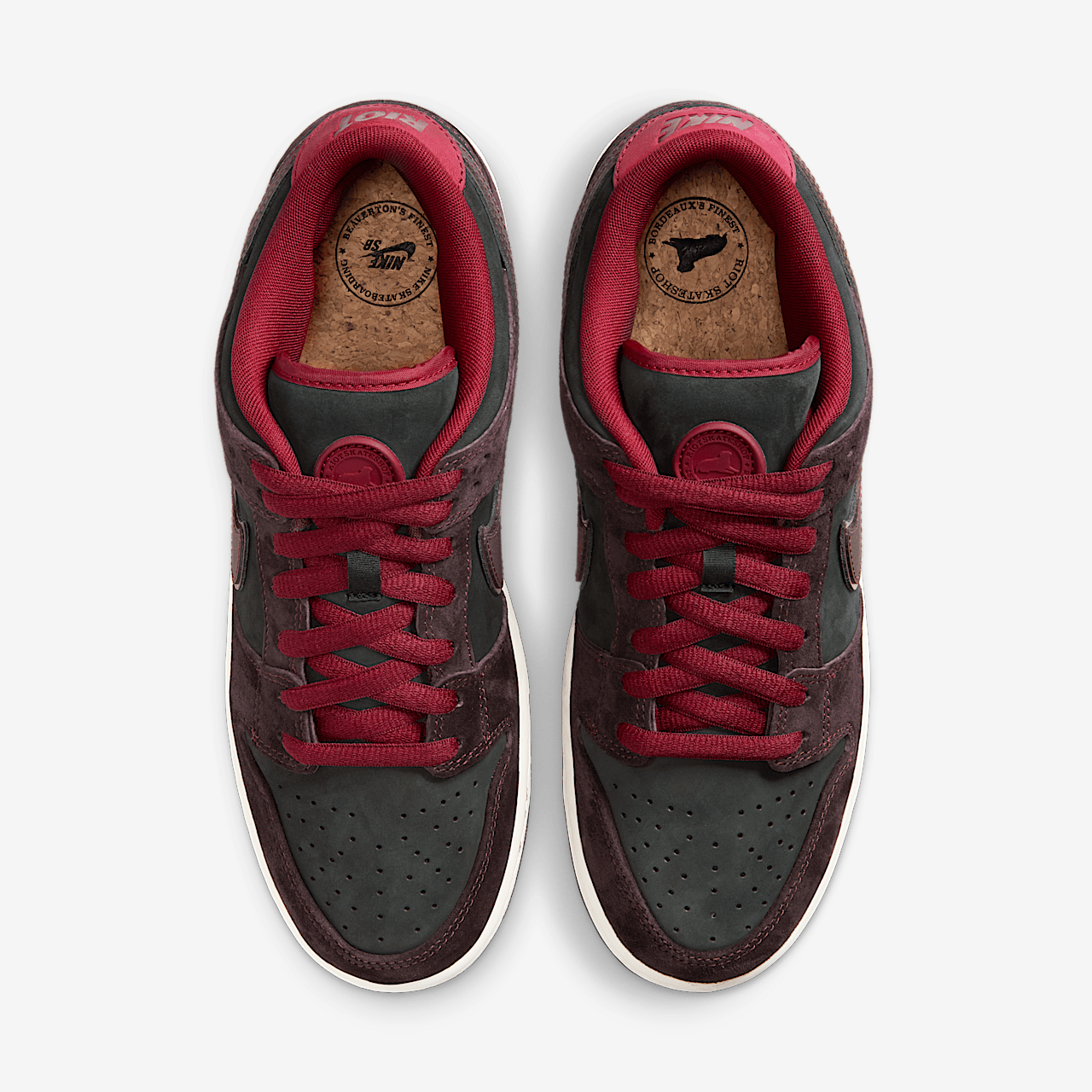 Nike SB Dunk Low Riot Skateshop