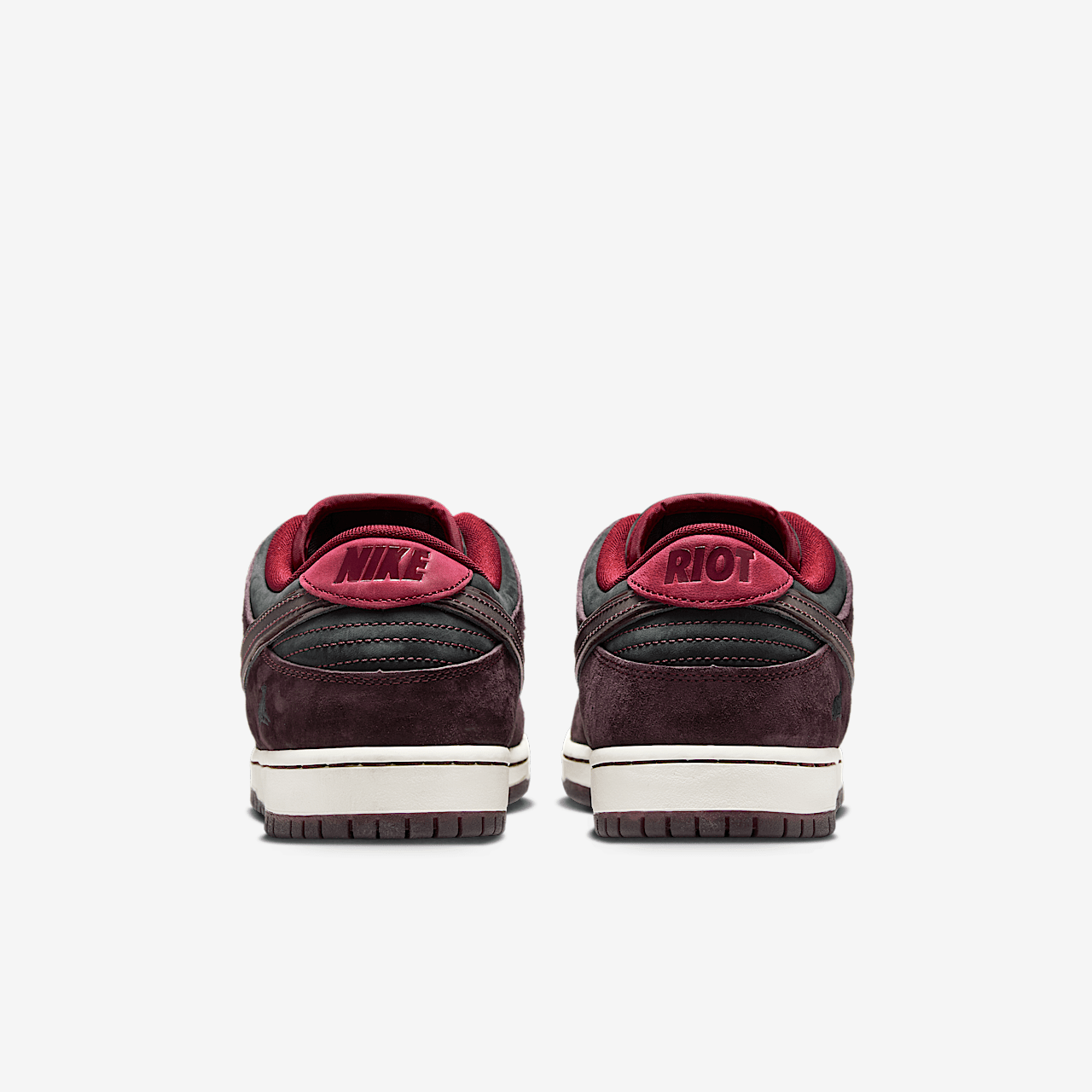 Nike SB Dunk Low Riot Skateshop