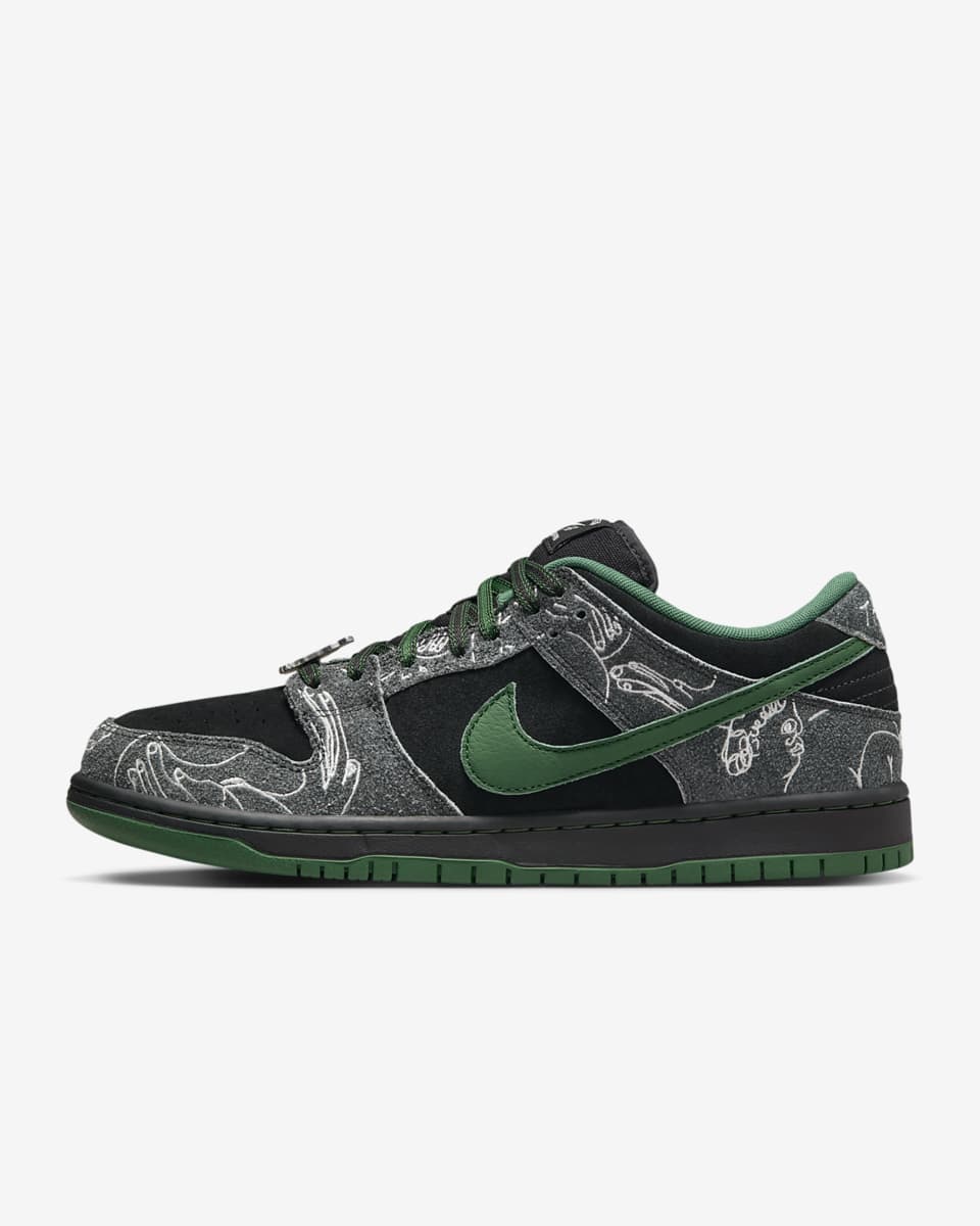 Nike SB Dunk Low There Skateboard