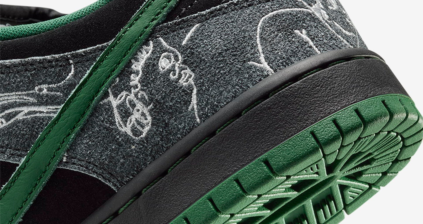 Nike SB Dunk Low There Skateboard