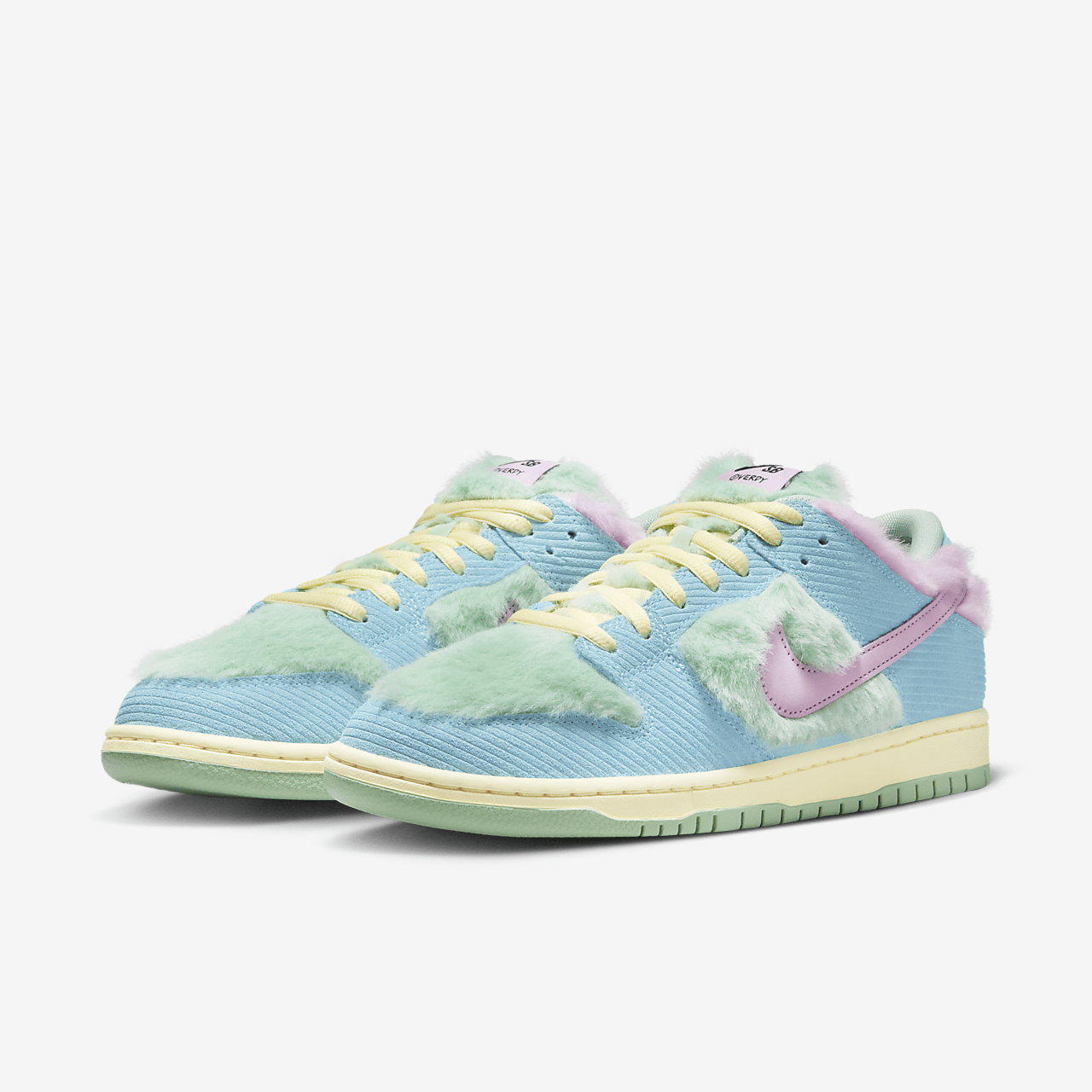Nike SB Dunk Low Verdy Visty