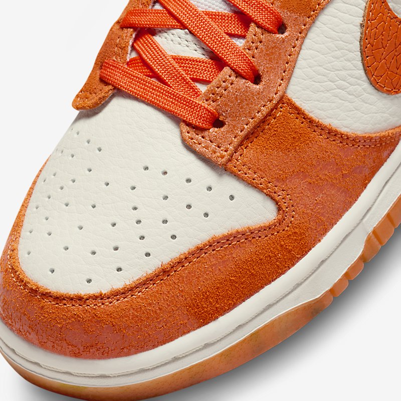Nike Dunk Low Cracked Orange (W)