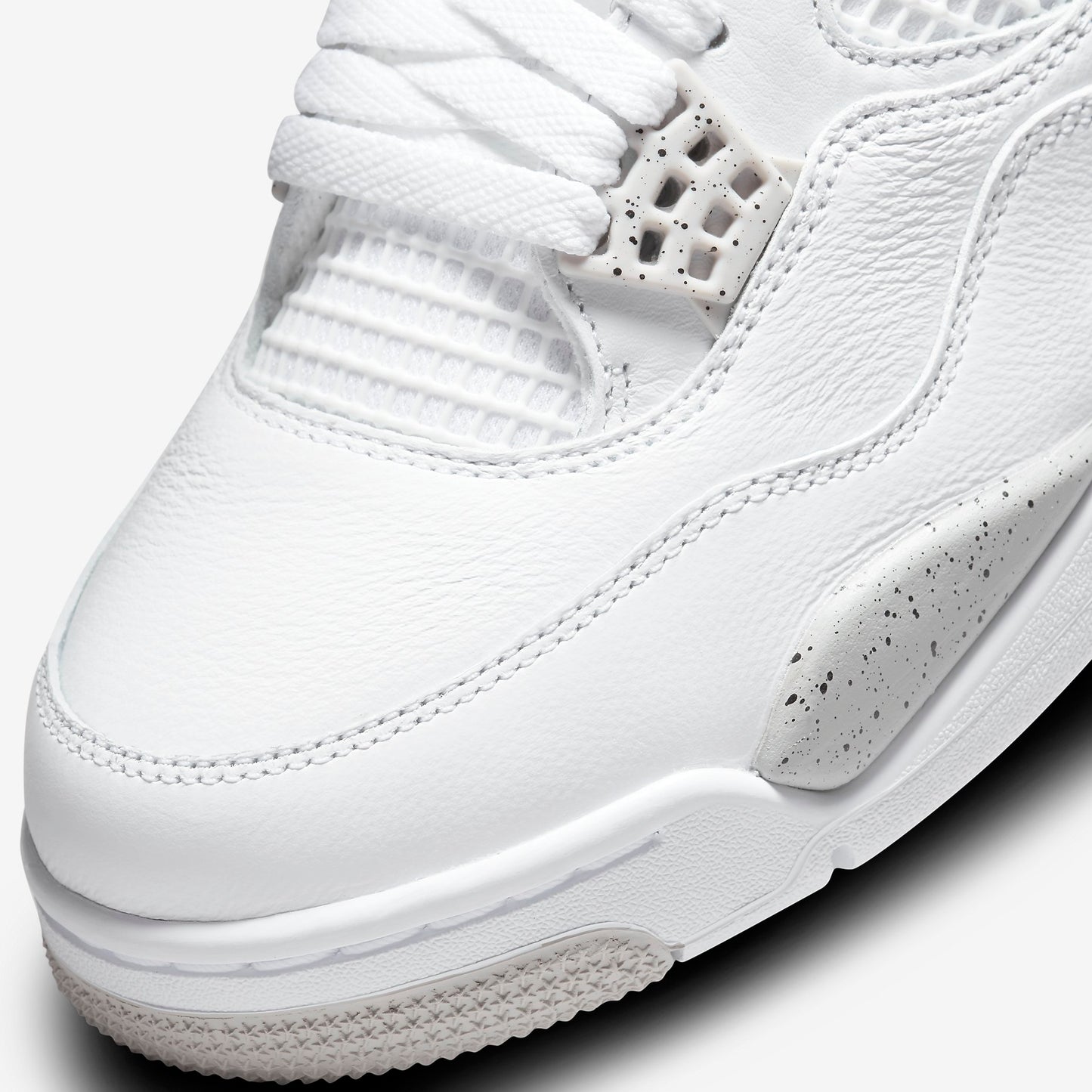 Jordan 4 Retro White Oreo (2021)