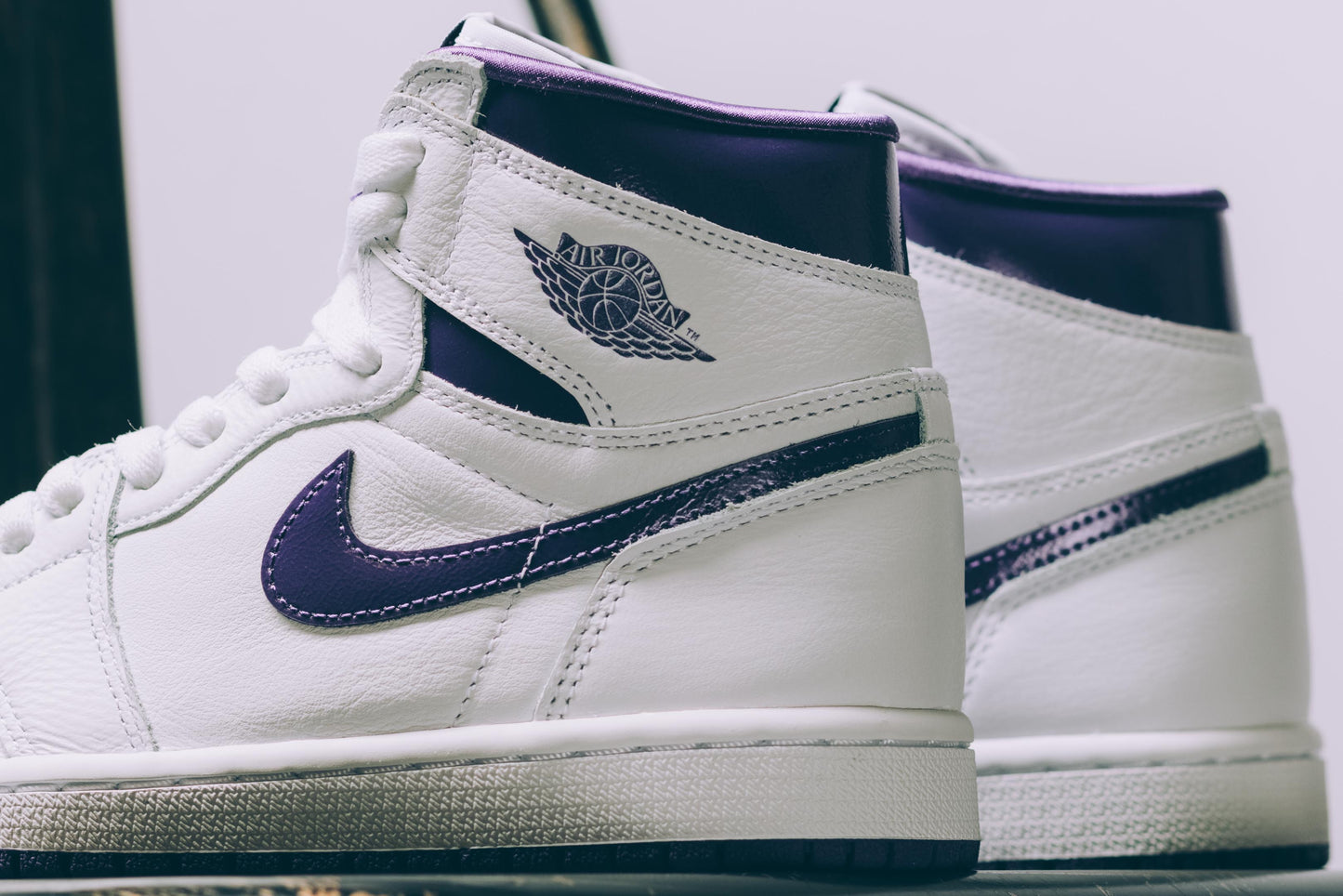 Jordan 1 Retro High Court Purple (W)