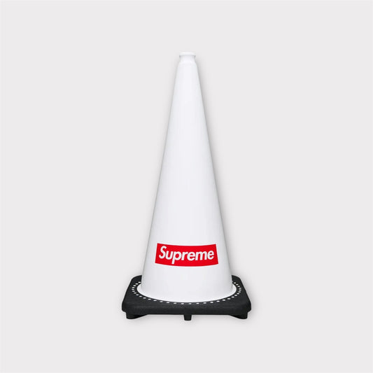 Supreme Cono Traffic