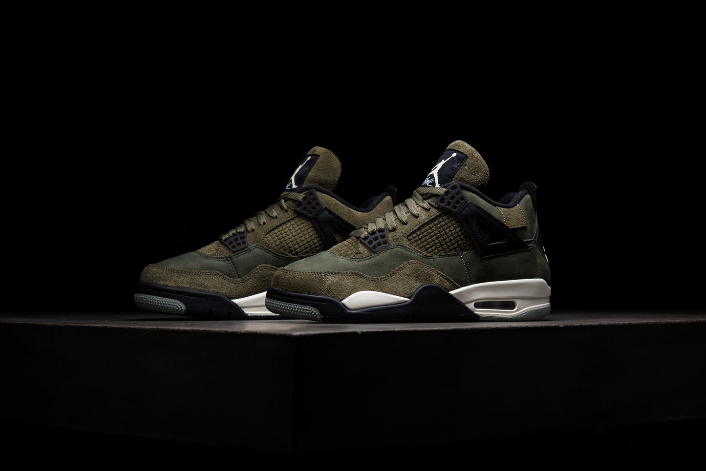 Jordan 4 Retro SE Craft Medium Olive