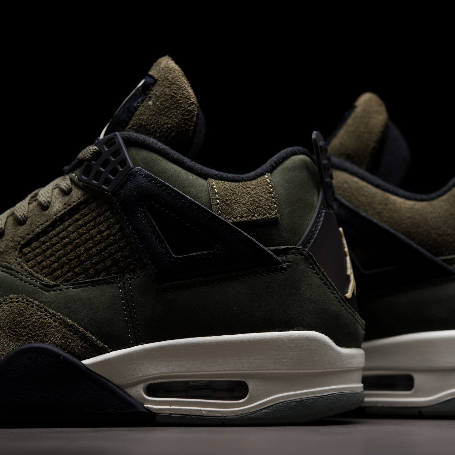 Jordan 4 Retro SE Craft Medium Olive