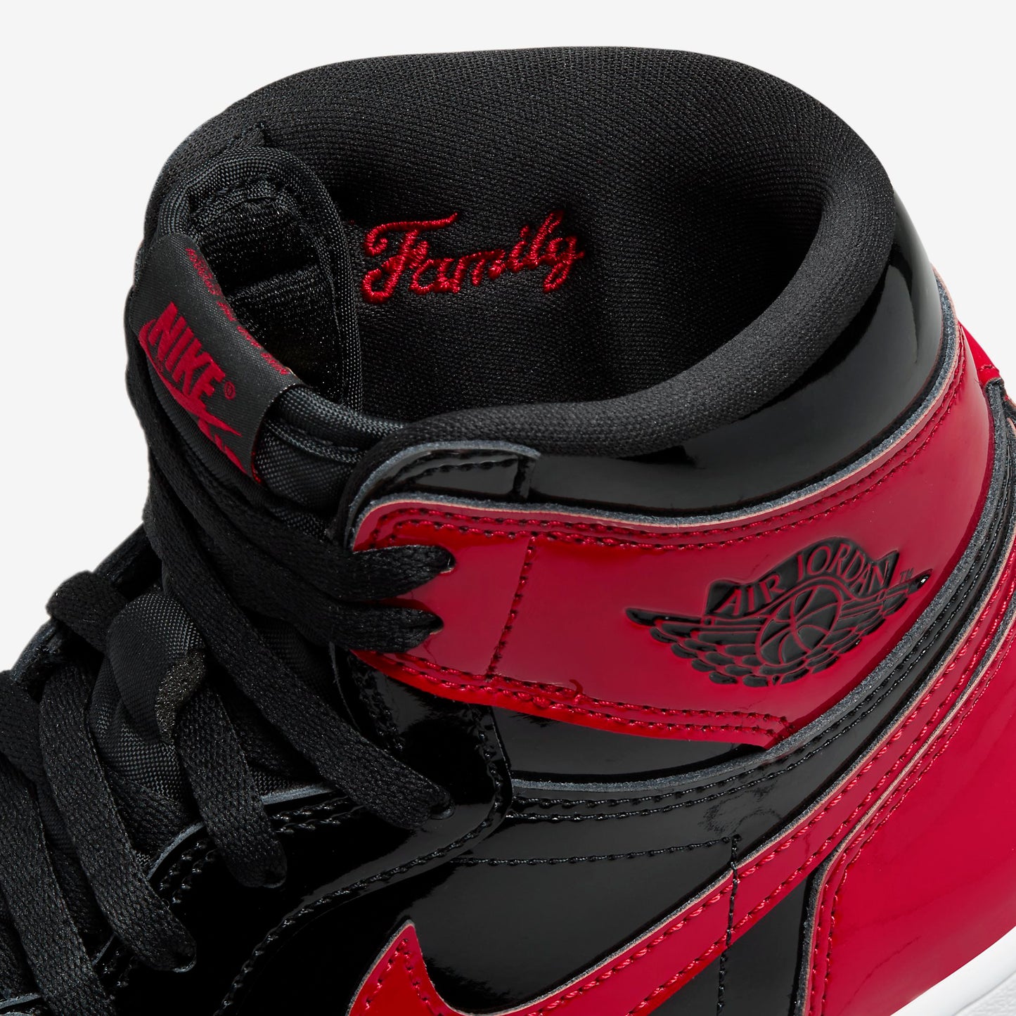 Jordan 1 Retro High OG Patent Bred