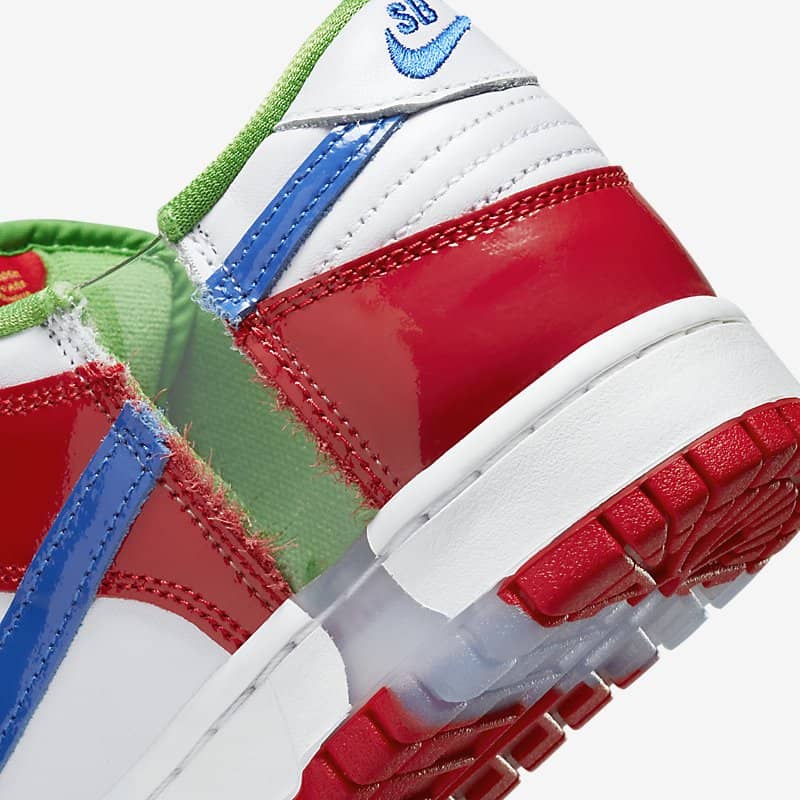 Nike SB Dunk Low Sandy Bodecker