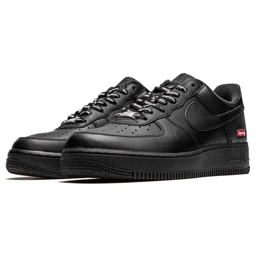 Nike Air Force 1 Low "Supreme Black"