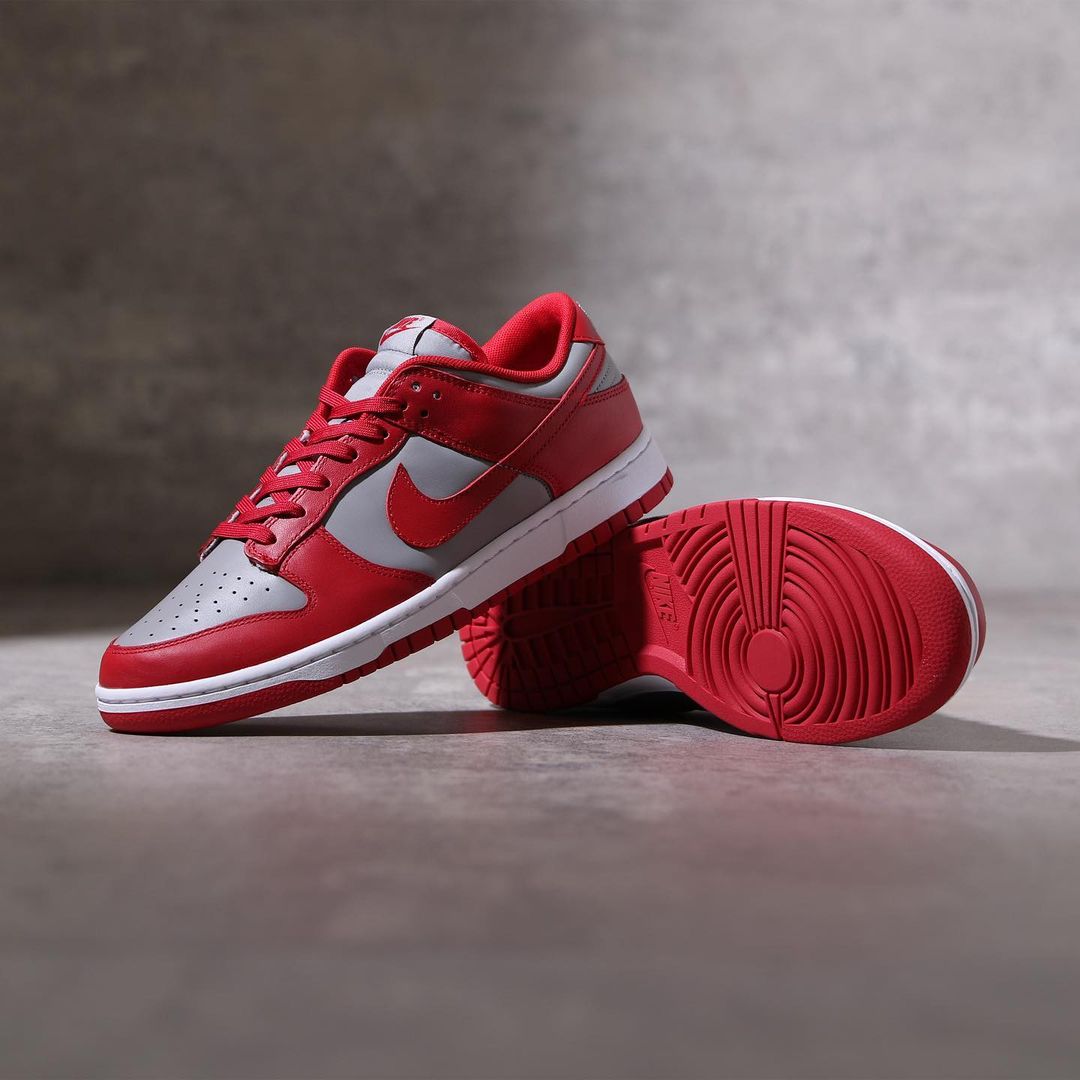 Dunk Low Medium Grey Dunk Varsity Grey Medium Grey Varsity Red