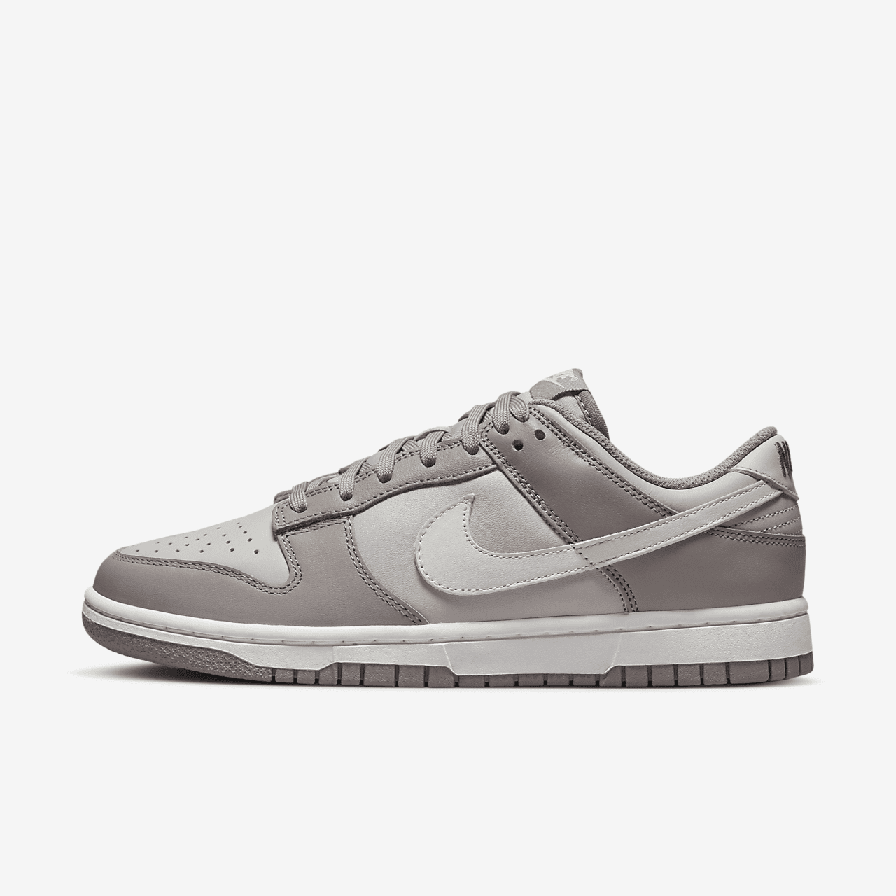 Nike Dunk Low Bone Beige (W)