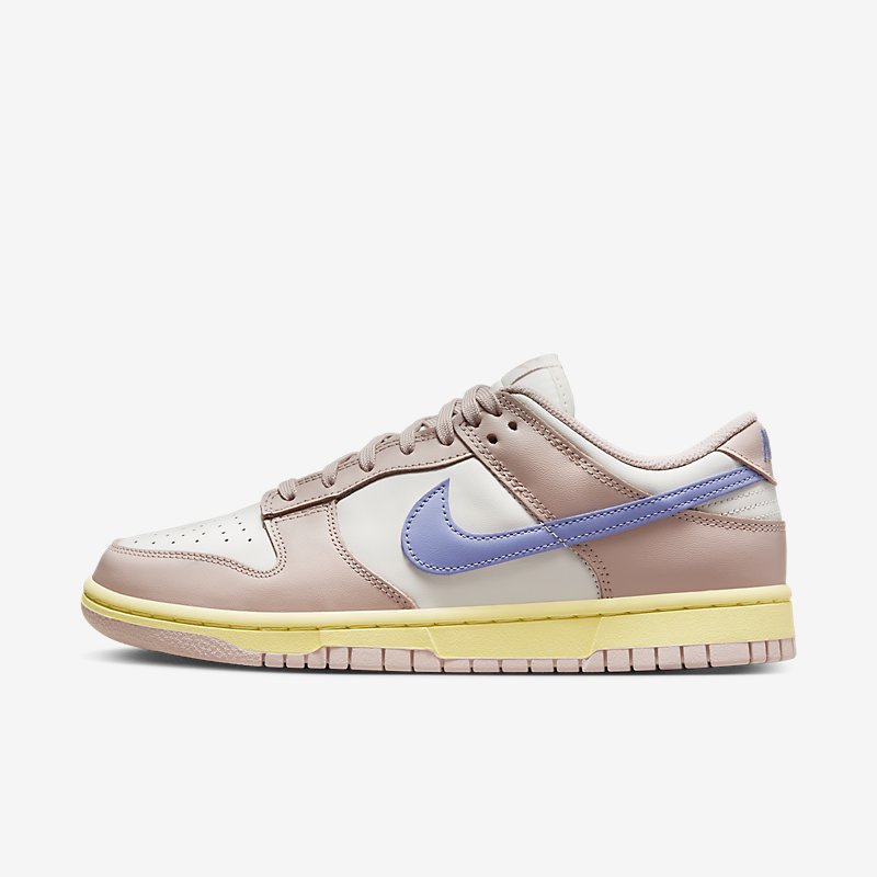 Nike Dunk Low Pink Oxford (W)