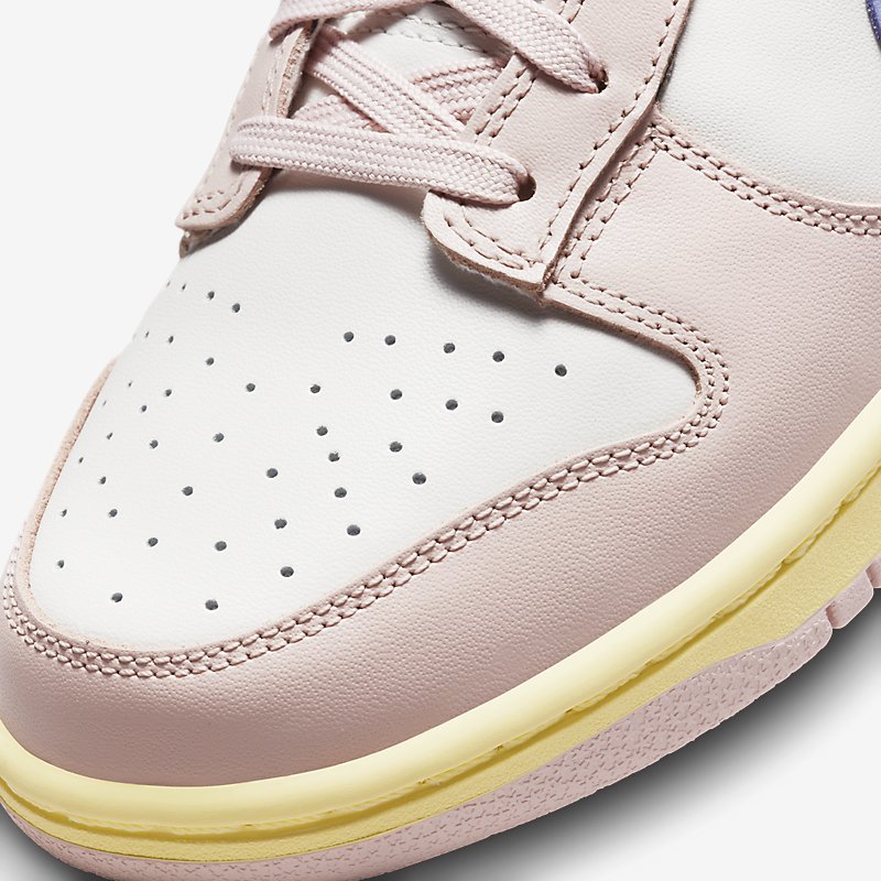 Nike Dunk Low Pink Oxford (W)